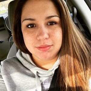 Meet your Posher, Aimee